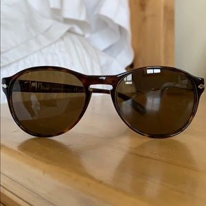 Persol Polarized sunglasses (2391-s)